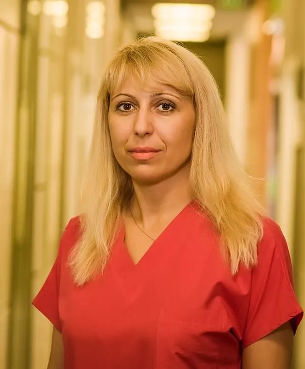 Dr. Nina Stoyanova